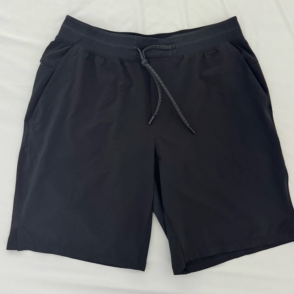 Lululemon Men’s T.H.E. Lined Shorts 9" Inseam Black, Size Large